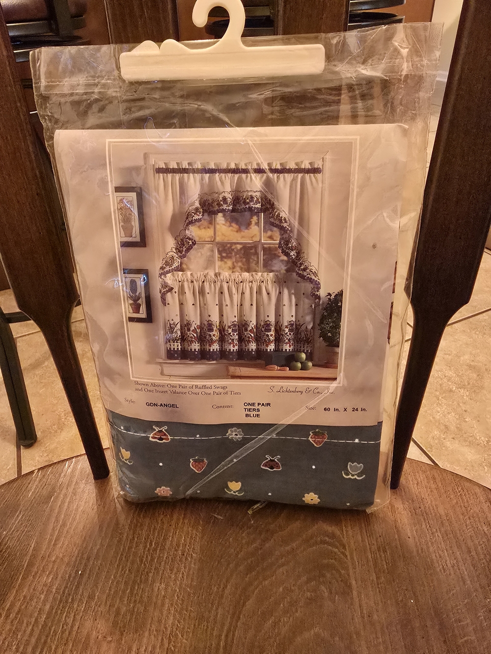 VTG S. Lichtenberg GDN-ANGEL Blue Fruit Tier Curtains Set 60x24 NIP